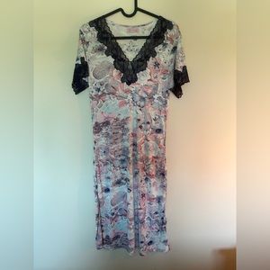 Sleepwear - Size M - NEW